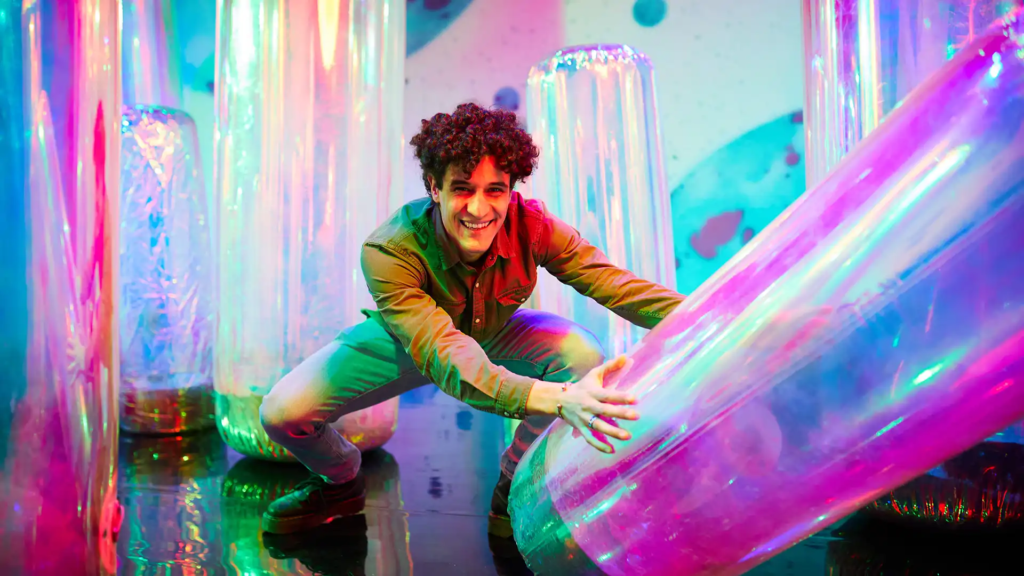 Bubble effect room at Bubble Planet London with vibrant, colorful bubbles filling the space